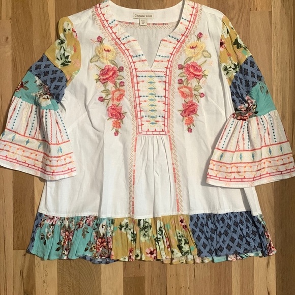 Coldwater Creek Tops - 𝅺COLDWATER Creek Boho Linen Blouse with Bell Sleeves and Embroidery Women’s M